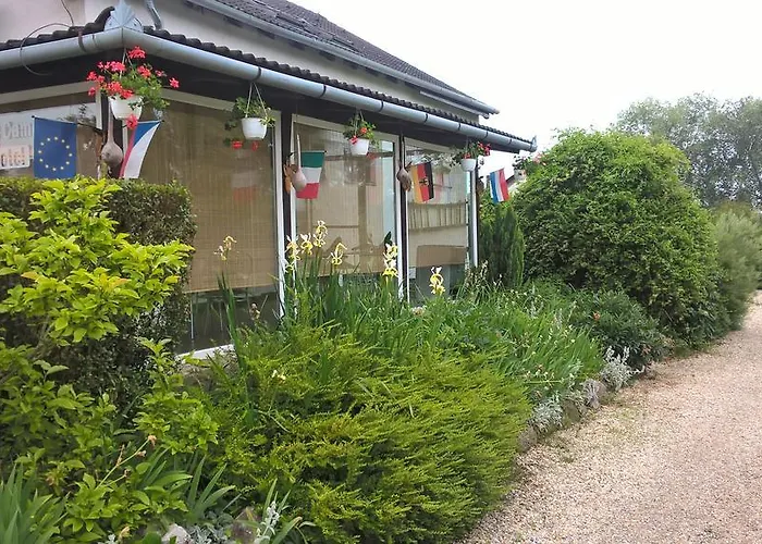 キャンプ場 Nyirfas ナジカニジャ